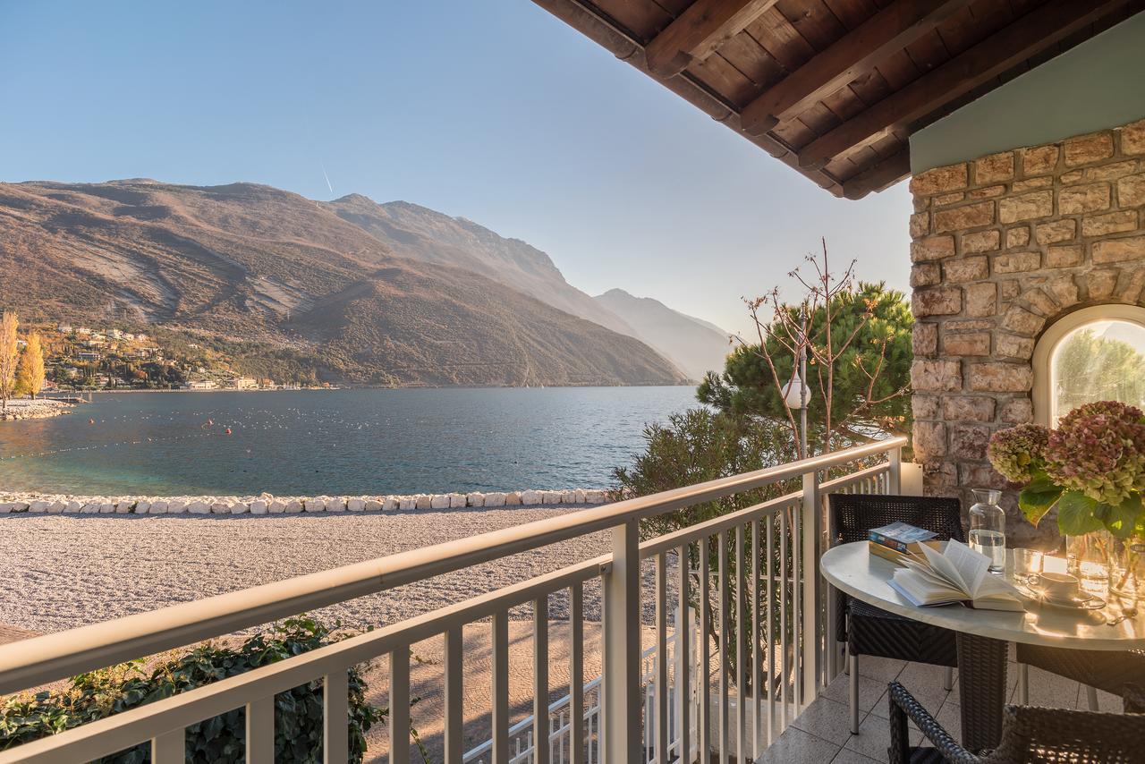 Casa Toblini Al Lago On The Beach Torbole Sul Garda Exterior foto