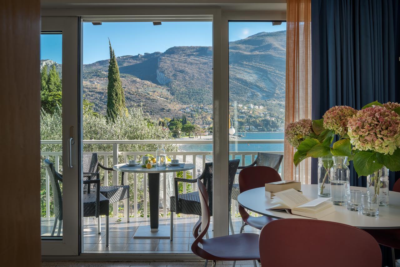 Casa Toblini Al Lago On The Beach Torbole Sul Garda Exterior foto